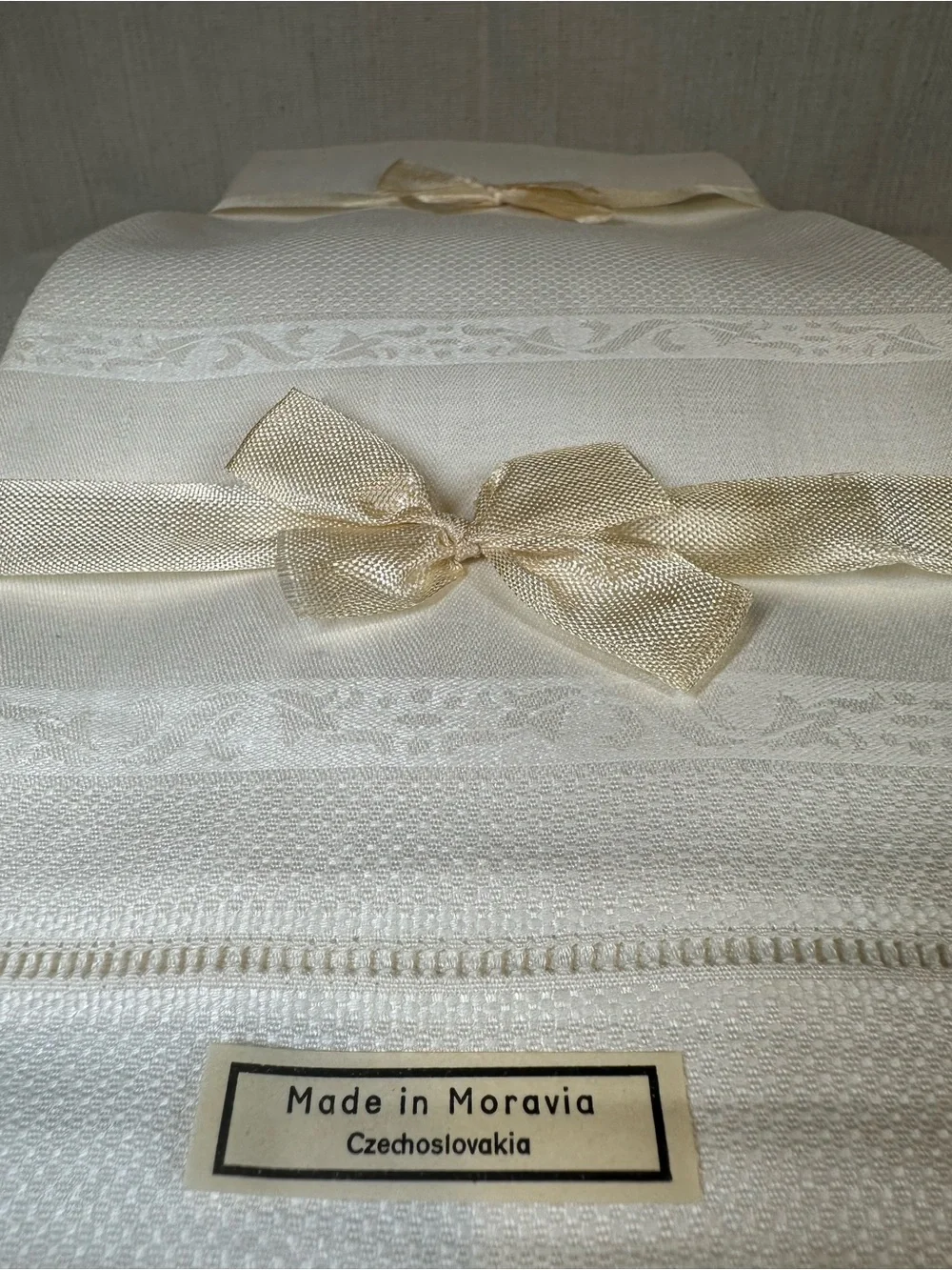 VINTAGE Set of 4 Czechoslovakia Damask Napkins Made in Moravia Ivory NOS NWT
